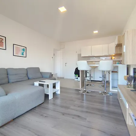 Nautic World Apartamento Tisno